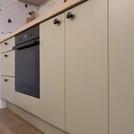 Apartment Avocado Dream Split